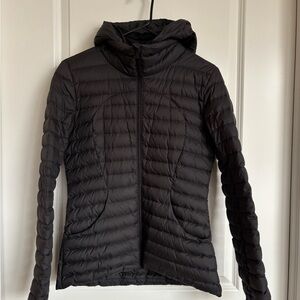 Lulu Lemon pack it down Jacket